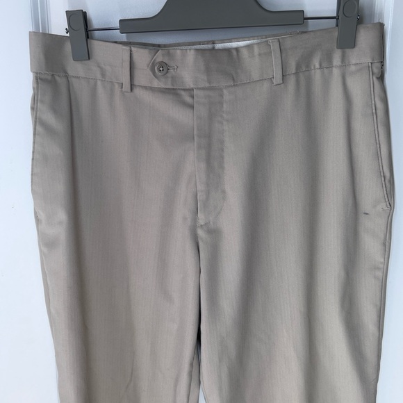 Stanford Men’s Khakis Two Identical Pairs available 34x30 - Picture 2 of 7